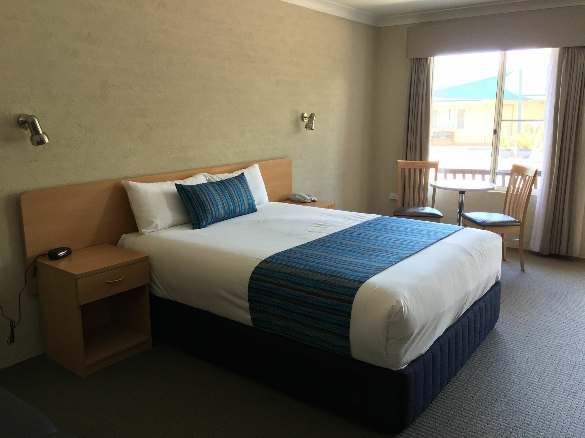 Edward Parry Motel And Apartments Tamworth Zewnętrze zdjęcie